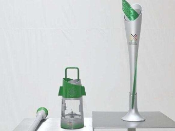 成都世运会火炬传递系列装置亮相