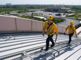 江苏：铁路站房巡检忙